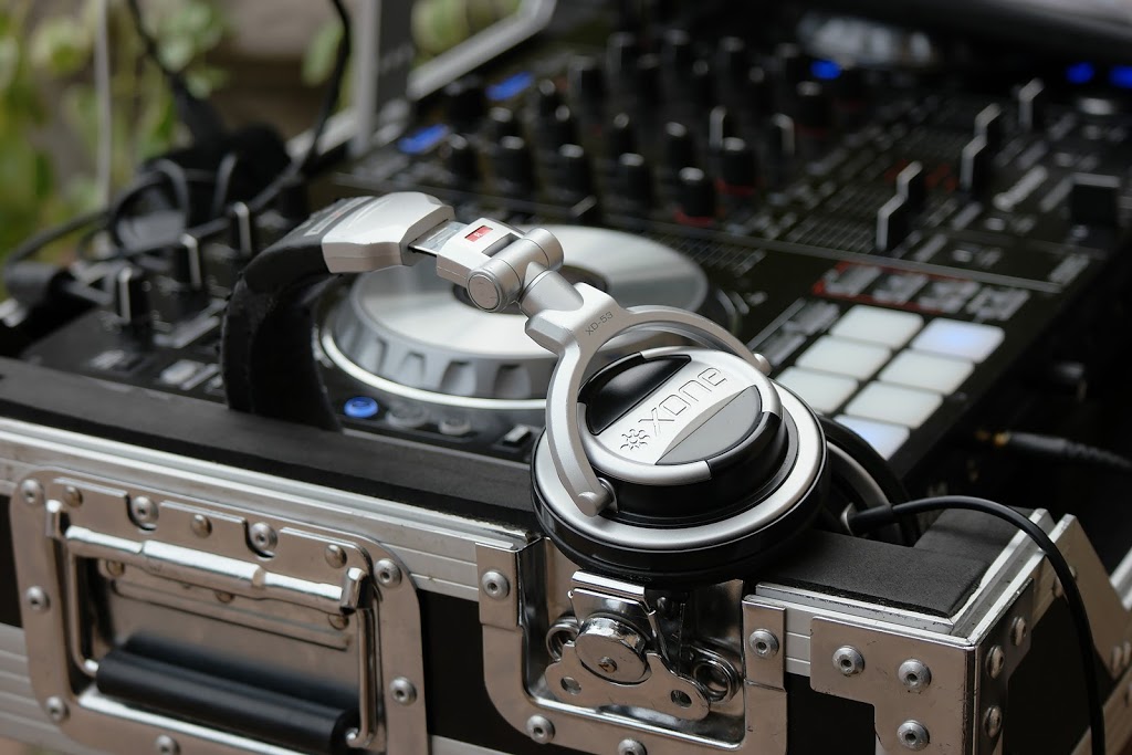 PartyMTL.com | 1400 Montée Champagne, Laval, QC H7X 3Z8, Canada | Phone: (450) 689-1555