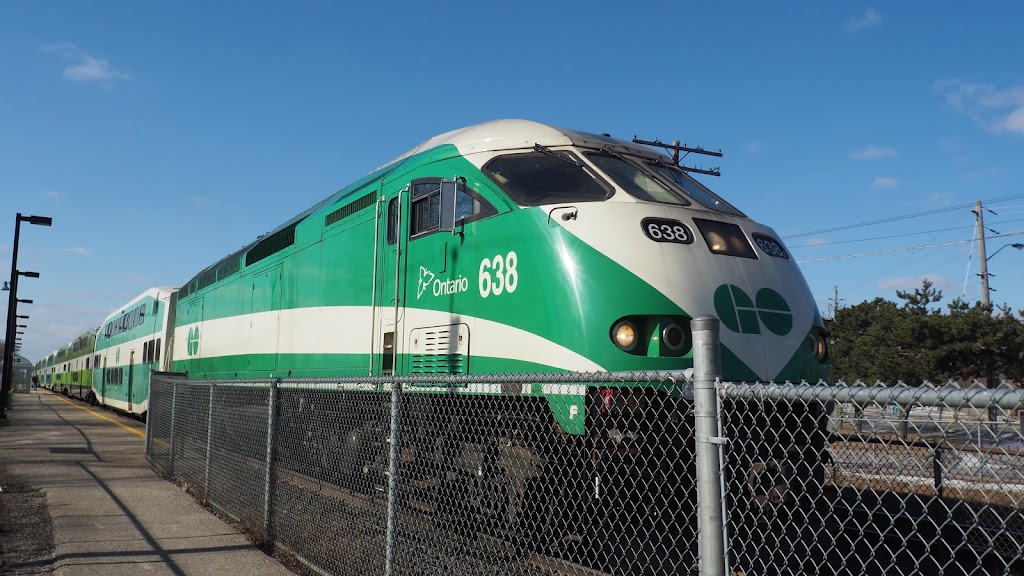 Rouge Hill GO Train Station Ticket Building | 6251 Lawrence Ave E, Scarborough, ON M1C 5G4, Canada | Phone: (416) 869-3200