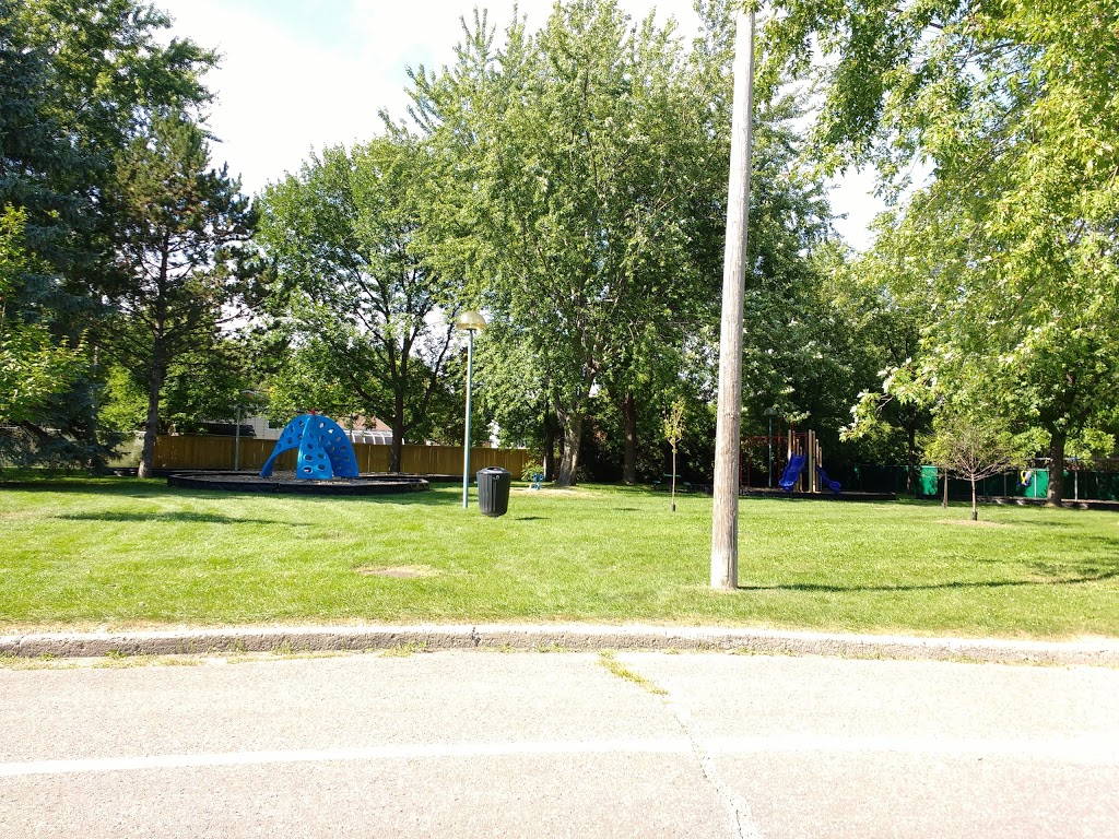 Parc des Tourterelles | 2 Rue Richer, Notre-Dame-de-lÎle-Perrot, QC J7V 6C4, Canada | Phone: (450) 455-7287