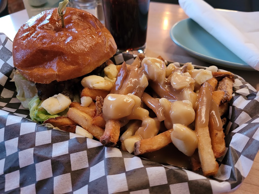 Blue Lobster Public House | 230 S Foord St, Stellarton, NS B0K 0A2, Canada | Phone: (902) 200-7888