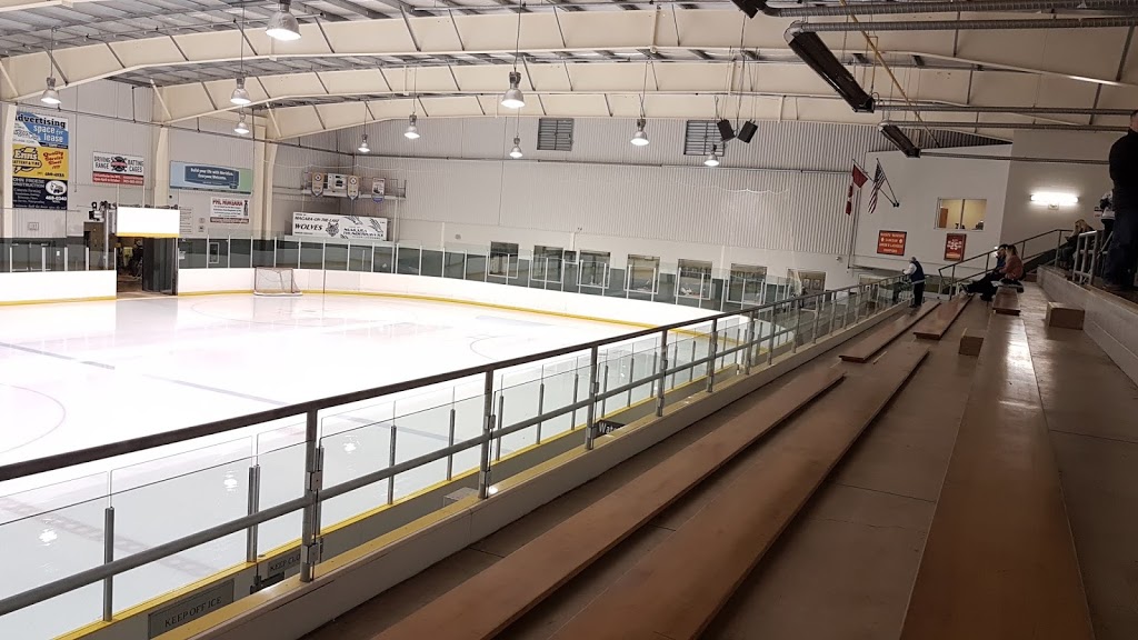 Meridian Credit Union Arena | 1567 Four Mile Creek Rd, Niagara-on-the-Lake, ON L0S 1J0, Canada | Phone: (905) 468-4261