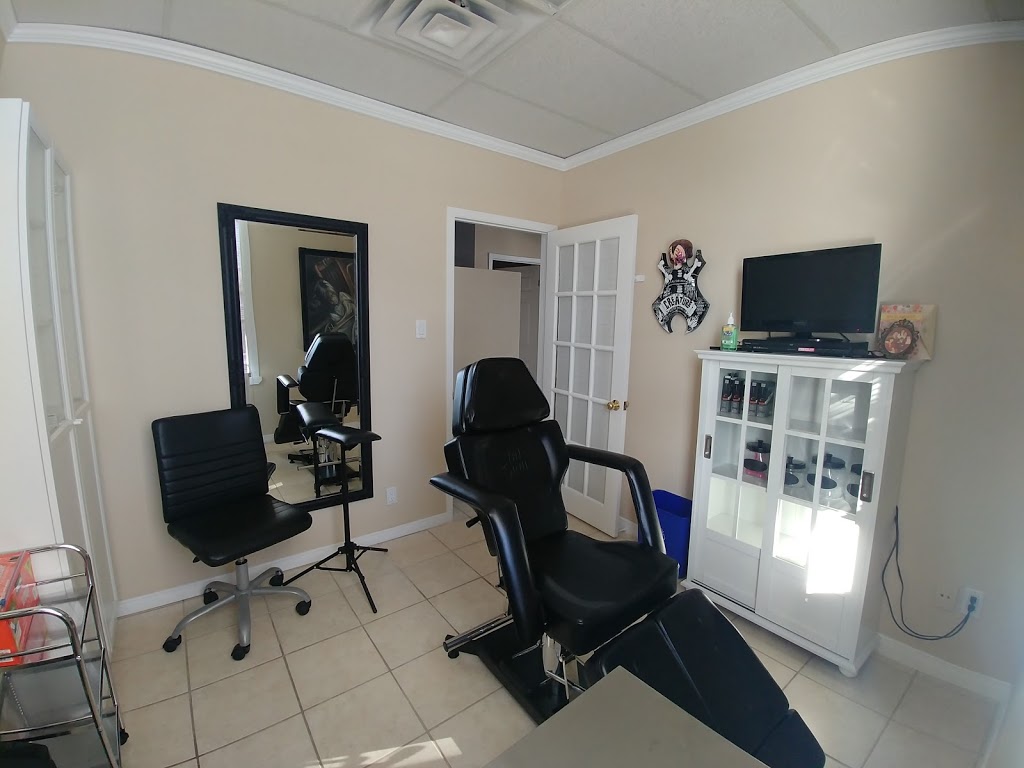 Iridescent Doxy Custom Tattoos | 1692, Claremont, ON L1Y 1B3, Canada | Phone: (905) 449-5791