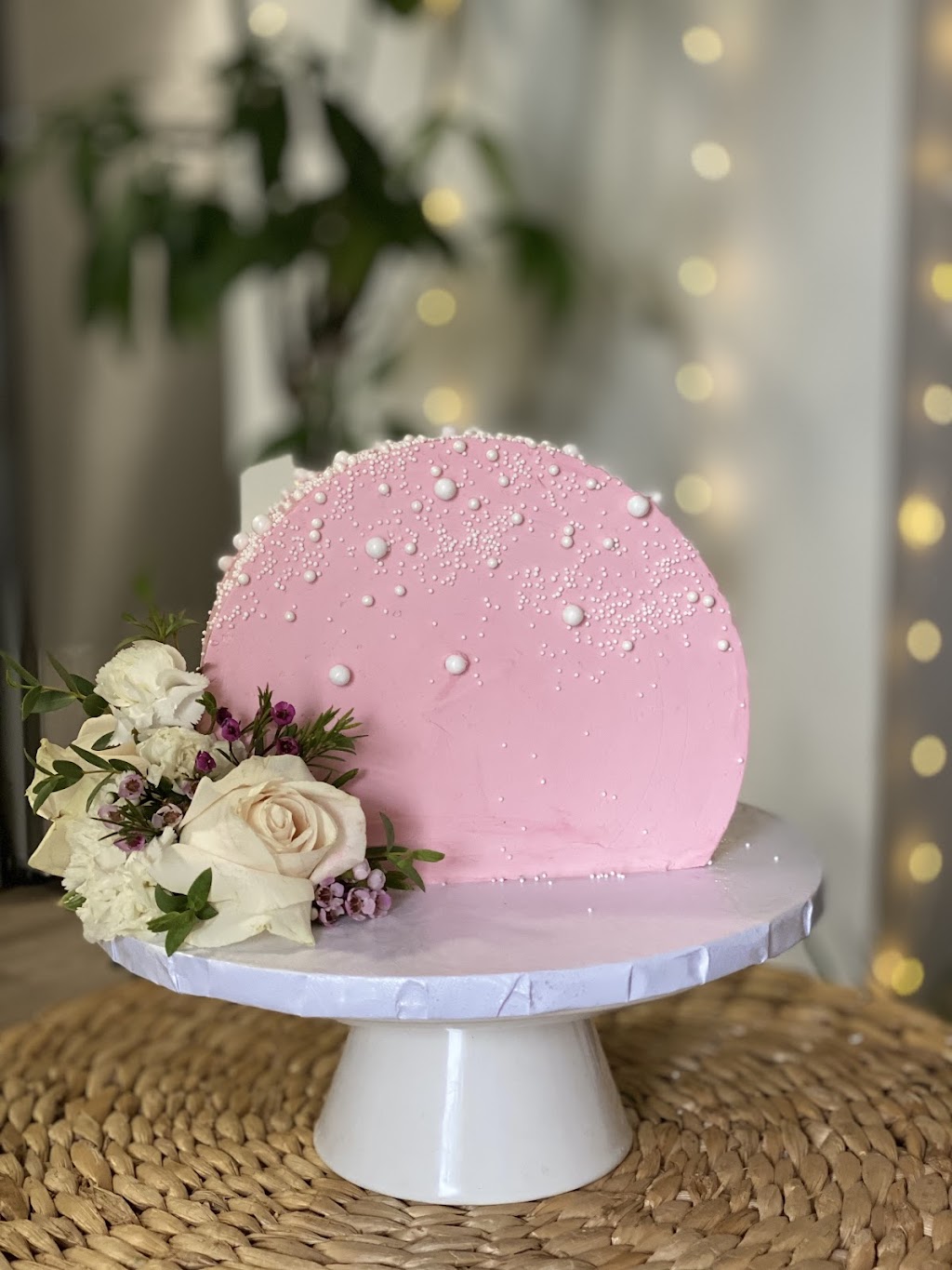 The Cake Tender- By appointments only | Vanier Dr, Kitchener, ON N2C 2J4, Canada | Phone: (647) 620-9602