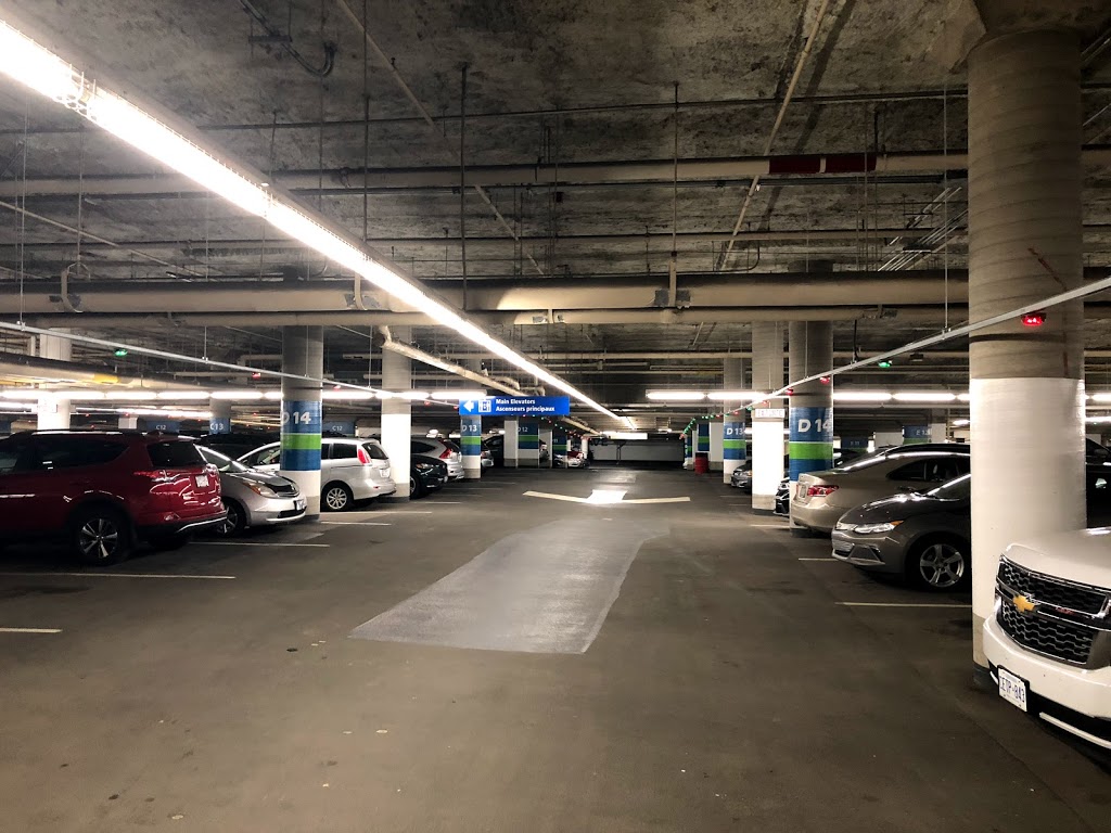 City Hall Underground Garage | parking | 110 Laurier Ave W, Ottawa, ON K1R 6K9, Canada | 6135802400 OR +1 613-580-2400