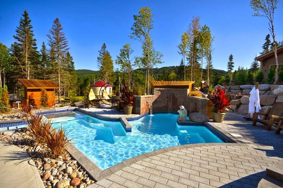 LÉternel Spa | 160 du Massif, Le Fjord-du-Saguenay, QC G0V 1C0, Canada | Phone: (418) 673-3330