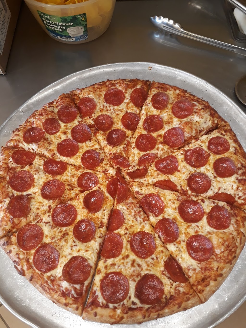 Twice The Deal Pizza | 697 Queenston Rd, Hamilton, ON L8E 5J6, Canada | Phone: (905) 661-0907