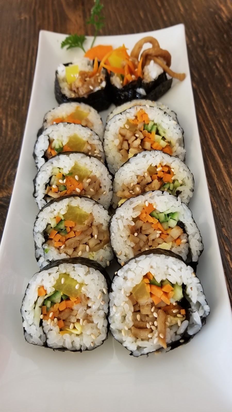 Garlic & Pepper Eatery | 2328 Rosewall Crescent, Courtenay, BC V9N 8R9, Canada | Phone: (250) 871-0707