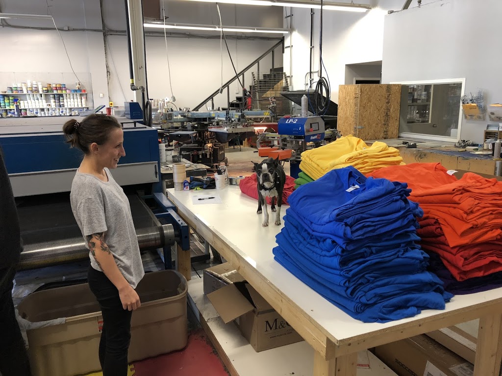Champion Print Studio | 212 Wyecroft Rd #21 & 22, Oakville, ON L6K 3T9, Canada | Phone: (905) 338-8700