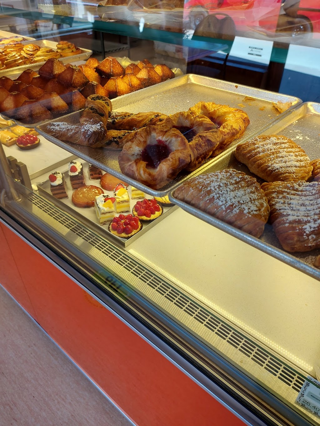 A lEpi de Blé ~ French Bakery | 1757 Main St, Winnipeg, MB R2V 1Z8, Canada | Phone: (204) 334-2526