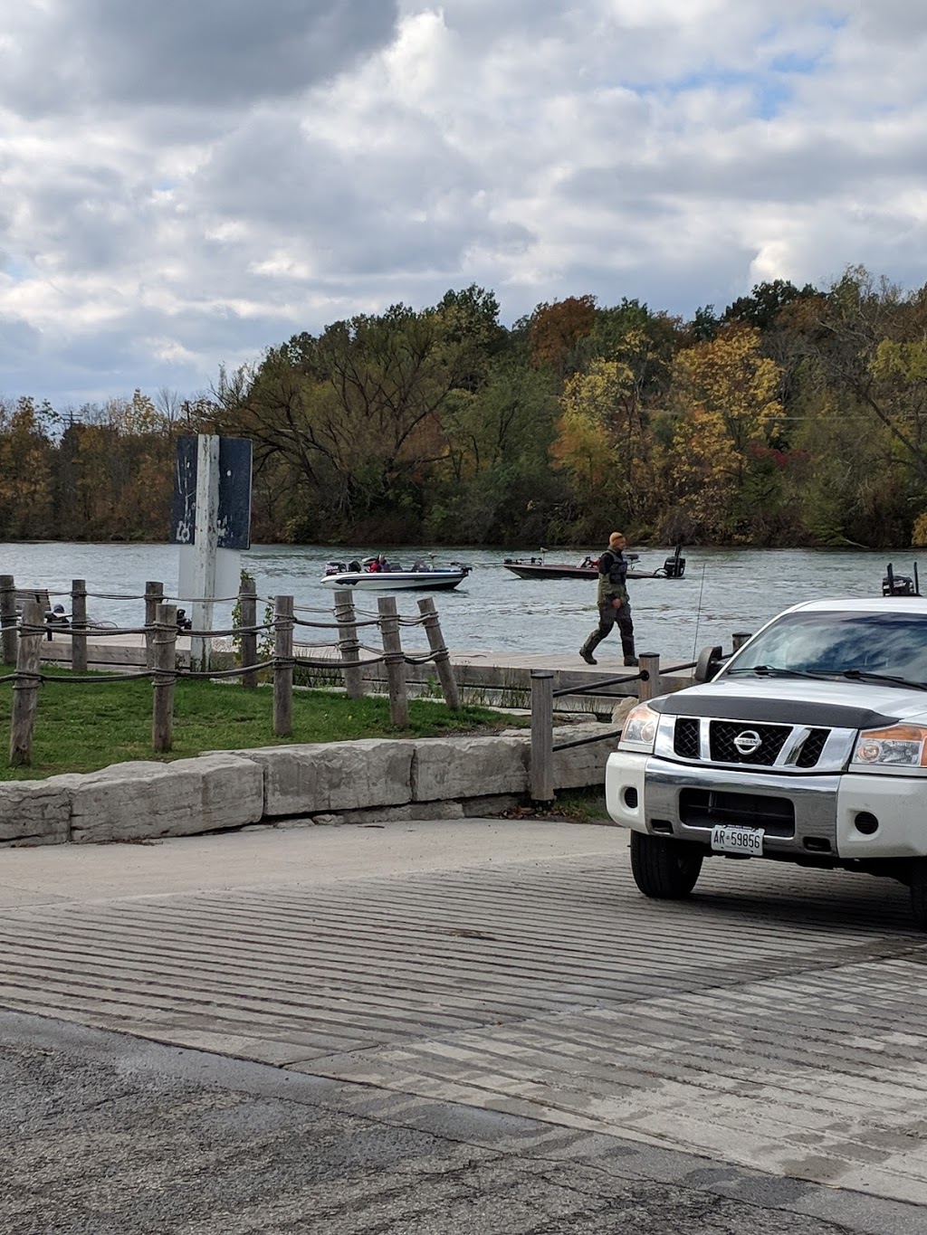 Chippawa Boat Ramp & Naisbitt Parkette | 4379 Lyons Creek Rd, Niagara Falls, ON L2G, Canada, Canada | Phone: (905) 356-7521 ext. 3330