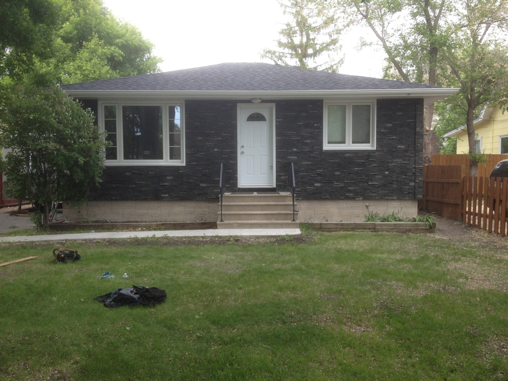 Lockhart Roofing & Exteriors | 6670 Roblin Blvd, Winnipeg, MB R3R 3S3, Canada | Phone: (204) 452-7663