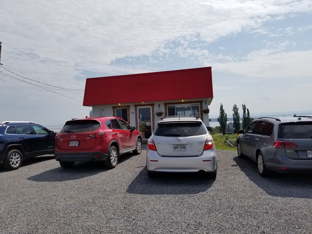 Resto du Sud | 3681 Chemin Royal, Saint-François-de-lÎle-dOrléans, QC G0A 3S3, Canada | Phone: (418) 203-0993