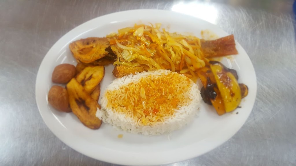 Greenz Restaurant | 395 Rue Saint-Jacques, Lachine, QC H8R 1E7, Canada | Phone: (438) 387-1336