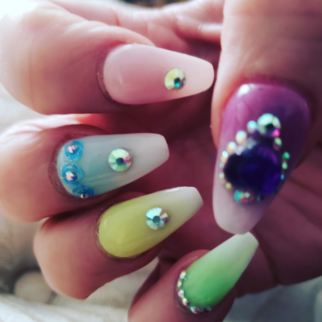 Ongles et Cils CG | 325 Rue Mayer, La Prairie, QC J5R 4P6, Canada | Phone: (438) 524-1866
