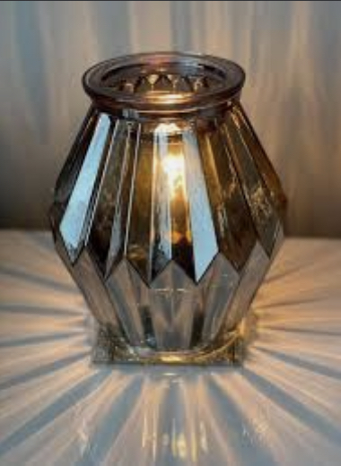 Joslin Thompson: Independent Scentsy Consultant ️Star Director ️ | 28 Poplar Cres, Springbrook, AB T4S 1V3, Canada | Phone: (519) 373-4289