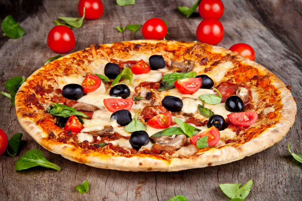 Kwantlen pizza | 6680 152a St Unit 110, Surrey, BC V3S 7J1, Canada | Phone: (604) 503-8000