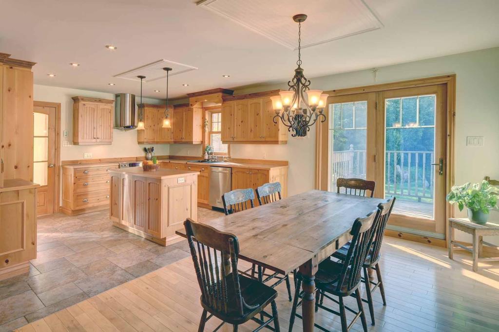 Construction JL | 419 Chem. de la Côte S, Blainville, QC J7E 4H5, Canada | Phone: (438) 989-6253