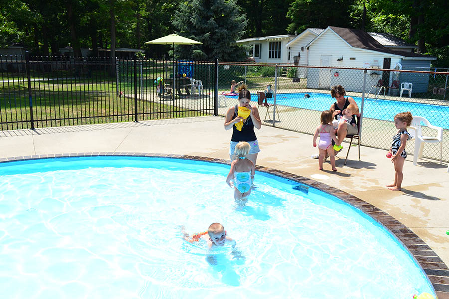 Oakridge Family Campground | 9910 Northville Crescent, Thedford, ON N0M 2N0, Canada | Phone: (519) 243-2500