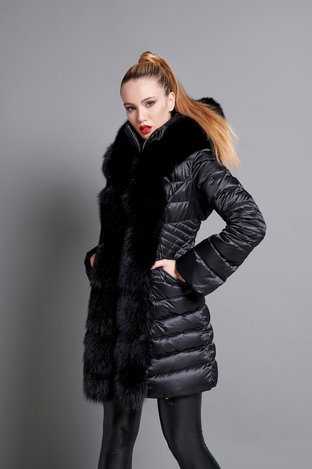 Janan Outlet | 1 Bass Pro Mills Dr #273, Concord, ON L4K 5W4, Canada | Phone: (905) 660-1983