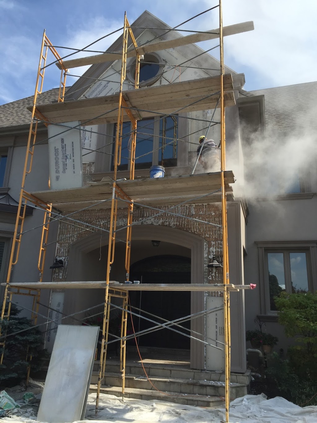 Bristone Home and Gardens | 3073 Jarrow Ave Unit 2, Mississauga, ON L4X 2C6, Canada | Phone: (647) 894-9189