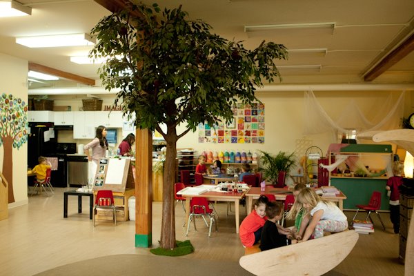 Kinder Kampus - Old Orchard | 646 Bentley Rd, Port Moody, BC V3H 3A3, Canada | Phone: (604) 461-2233