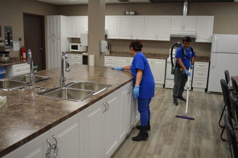 Jan-Pro Sherbrooke - entretien ménager | 4565 Boulevard Industriel, Sherbrooke, QC J1L 2W3, Canada | Phone: (819) 780-0800