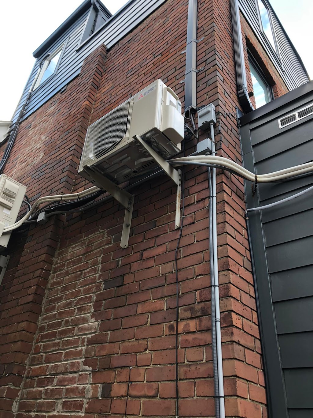 Furnace & AC Experts | 197 Wilkinson Rd #4, Brampton, ON L6T 5E3, Canada | Phone: (905) 595-0505