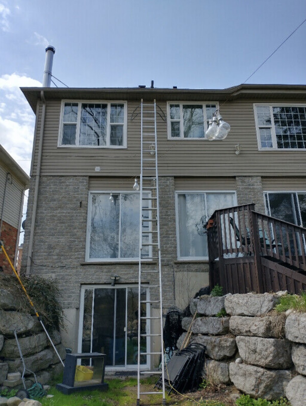 Eavestrough Cleaning & Repair | 190 Mausser Ave, Kitchener, ON N2M 3K7, Canada | Phone: (519) 635-2375