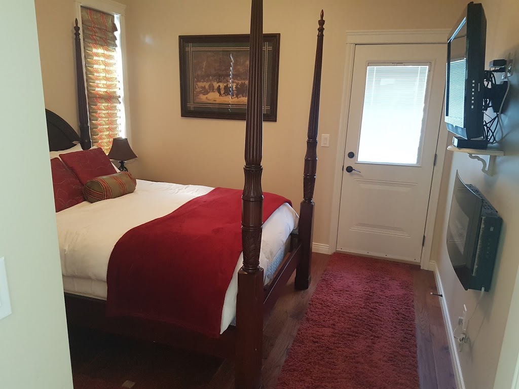 Mt. Woodside Bed & Breakfast | 2215 Lougheed Hwy, Agassiz, BC V0M 1A1, Canada | Phone: (604) 796-0292