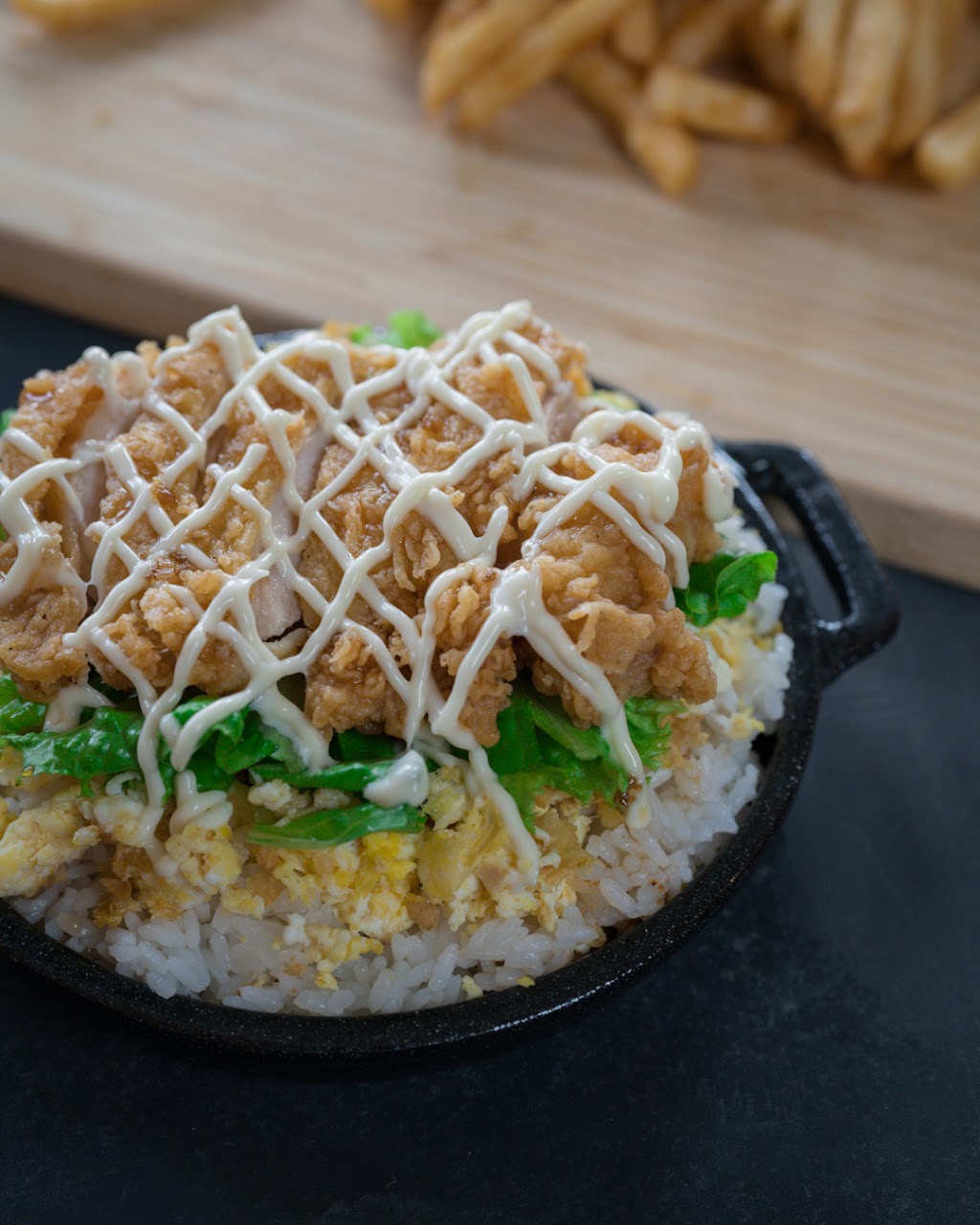 WOW Chicken Beiseker | 610 AB-9, Beiseker, AB T0M 0G0, Canada | Phone: (403) 947-0077