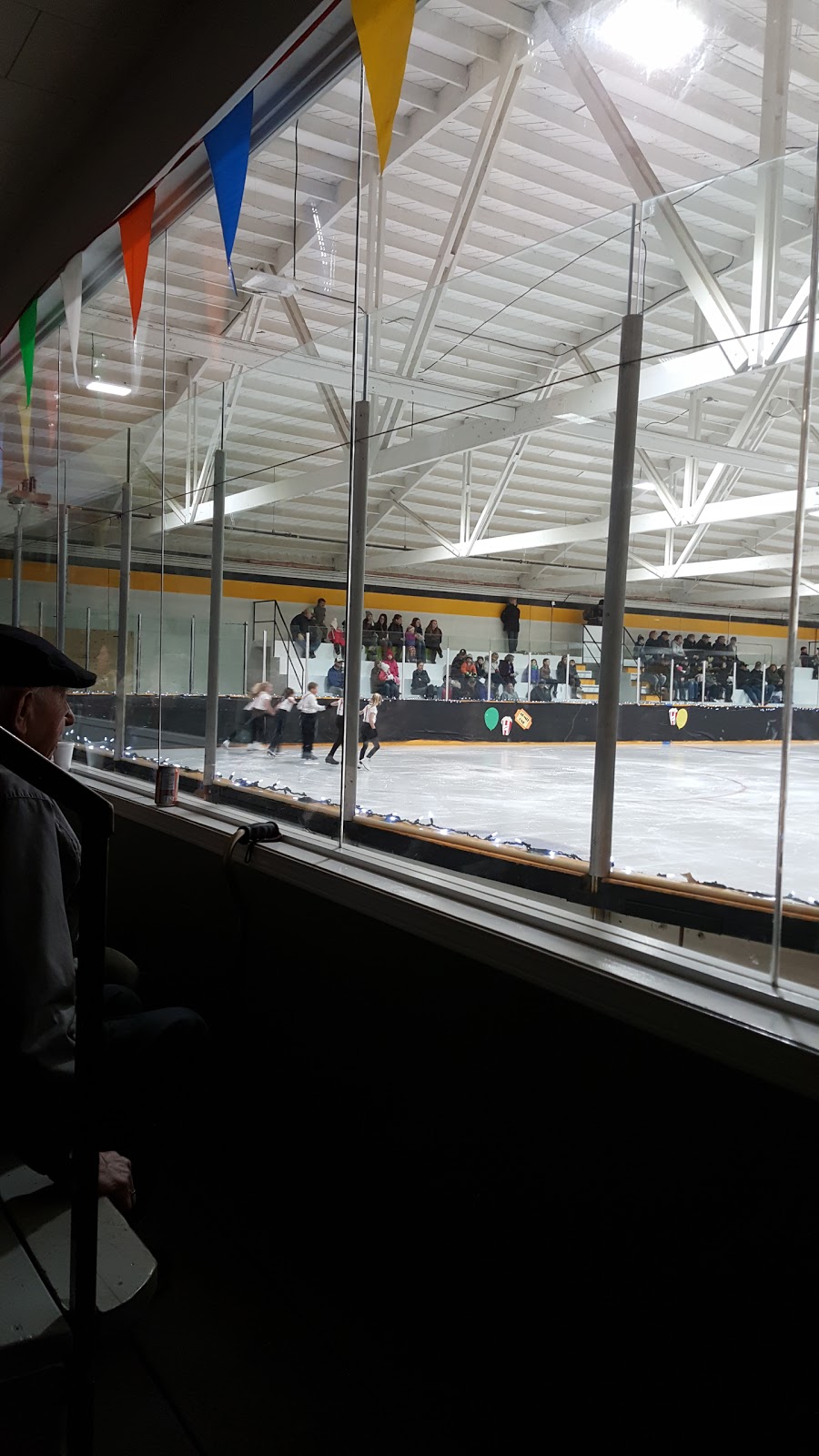 Mossbank Curling & Skating Rink | 201 5th Avenue East, Mossbank, SK S0H 3G0, Canada | Phone: (306) 354-2420
