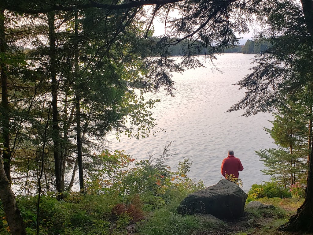 Birch Crest Resort | South Horn Lake Rd, RR#2 Birchcrest Ln, Burks Falls, ON P0A 1C0, Canada | Phone: (705) 382-3136