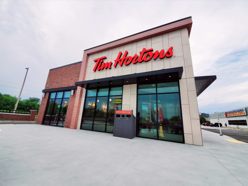 Tim Hortons | 3585 Forest Glade Dr, Windsor, ON N8T 0A3, Canada | Phone: (519) 974-8849