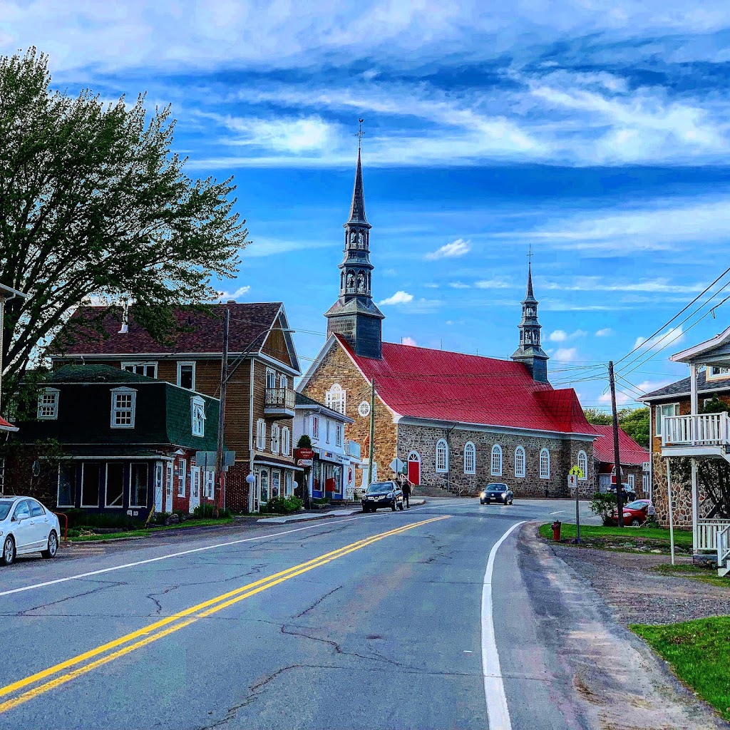 Église de Saint-Jean-Port-Joli | 2 Place de lÉglise, Saint-Jean-Port-Joli, QC G0R 3G0, Canada | Phone: (418) 598-3023