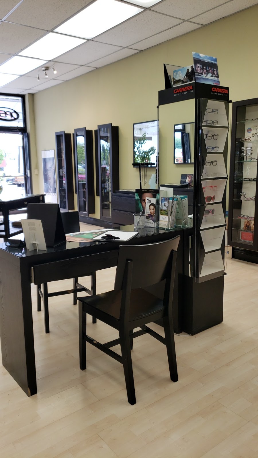Abbe Opticians | 20, 1077 N Service Rd, Mississauga, ON L4Y 1A6, Canada | Phone: (905) 272-1632