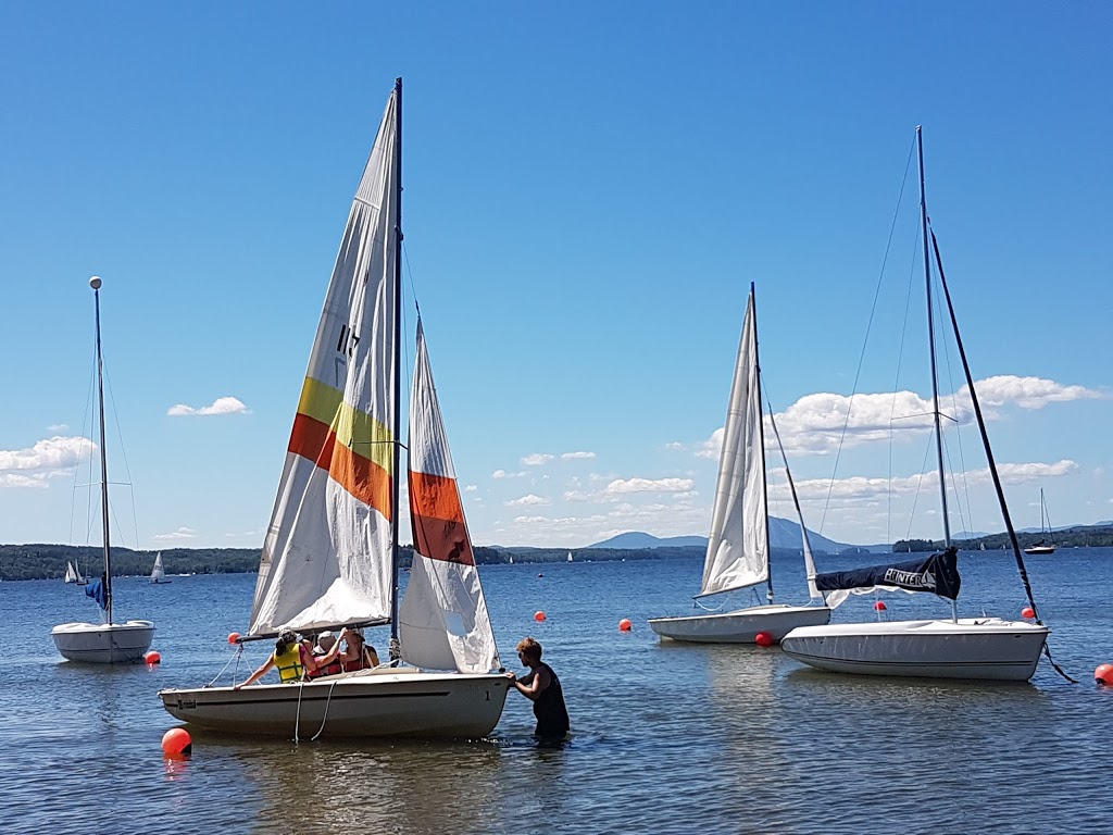 Sailing Club Memphrémagog | 155 chemin de la plage des cantons C.P 473, Magog, QC J1X 4W3, Canada | Phone: (819) 847-3181
