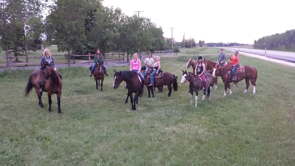 Poco Razz Farm | 130 Greenview Rd, Winnipeg, MB R2N 4C6, Canada | Phone: (204) 255-4717