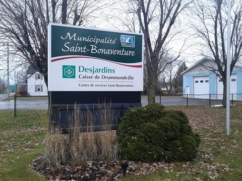 Desjardins Services Center Saint-Bonaventure | 1155 Rue Principale, Saint-Bonaventure, QC J0C 1C0, Canada | Phone: (819) 474-2524