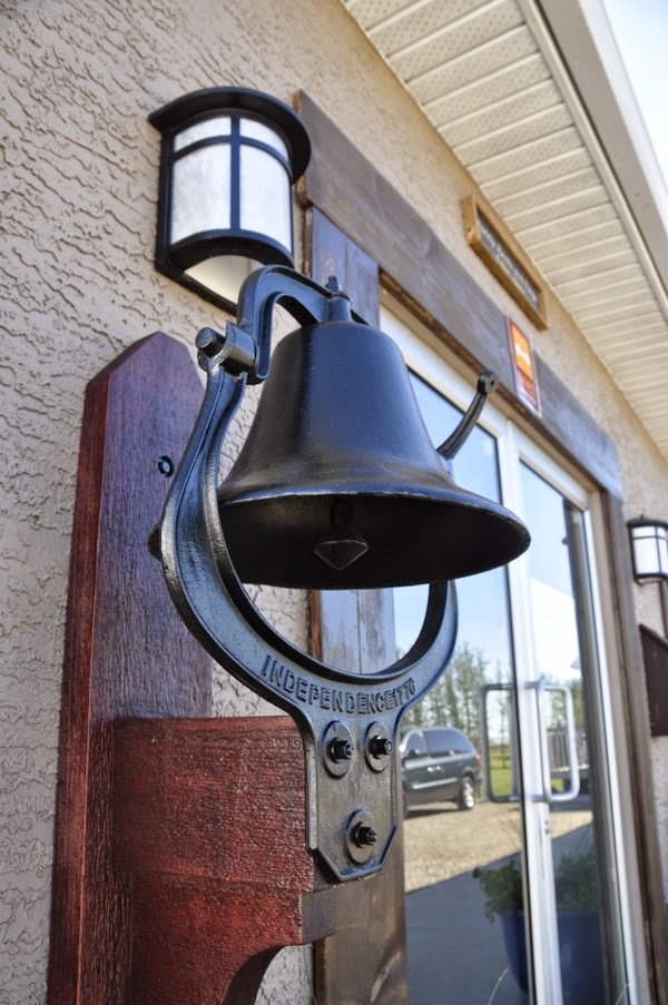 Wet Noses | 223042 AB-24, Carseland, AB T0J 0M0, Canada | Phone: (403) 901-2120