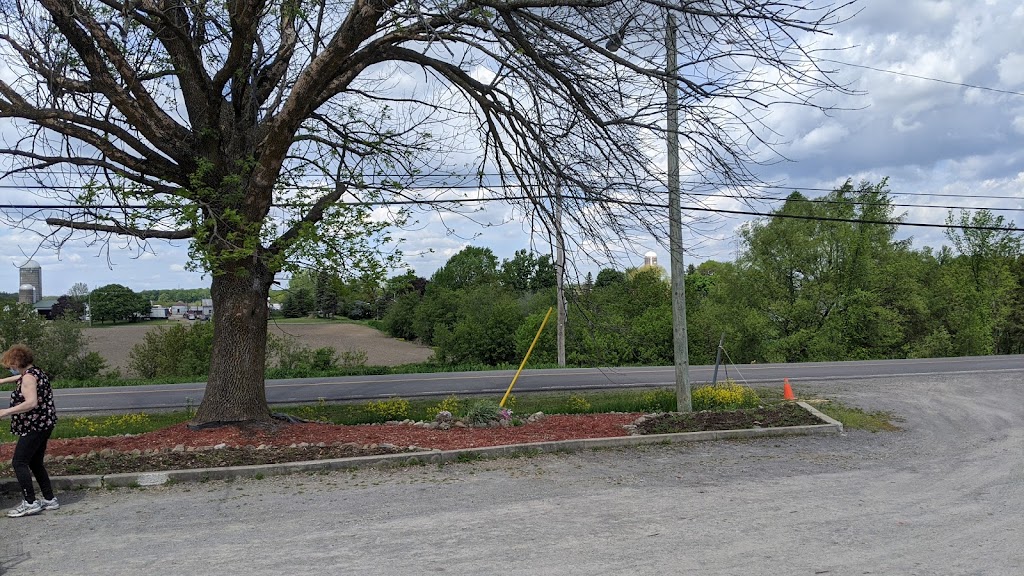 Jardin des Pensées | 724 Chem. de la Rivière S, Saint-Eustache, QC J7R 0E2, Canada | Phone: (450) 491-2854