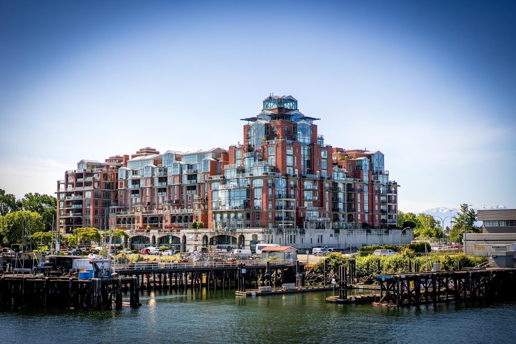 Shoal Point Condominiums | 21 Dallas Rd, Victoria, BC V8V 4Z9, Canada | Phone: (250) 388-6603