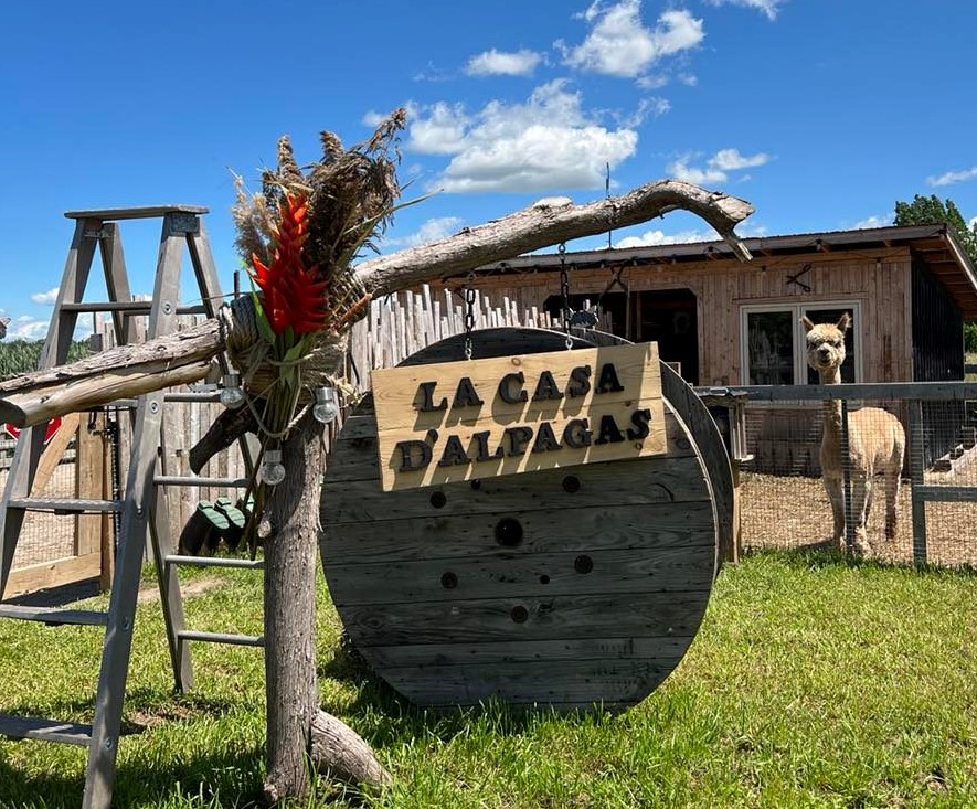 La Casa dalpagas | 448 Rang St Édouard, Saint-Jean-sur-Richelieu, QC J2X 5T9, Canada | Phone: (514) 232-9492