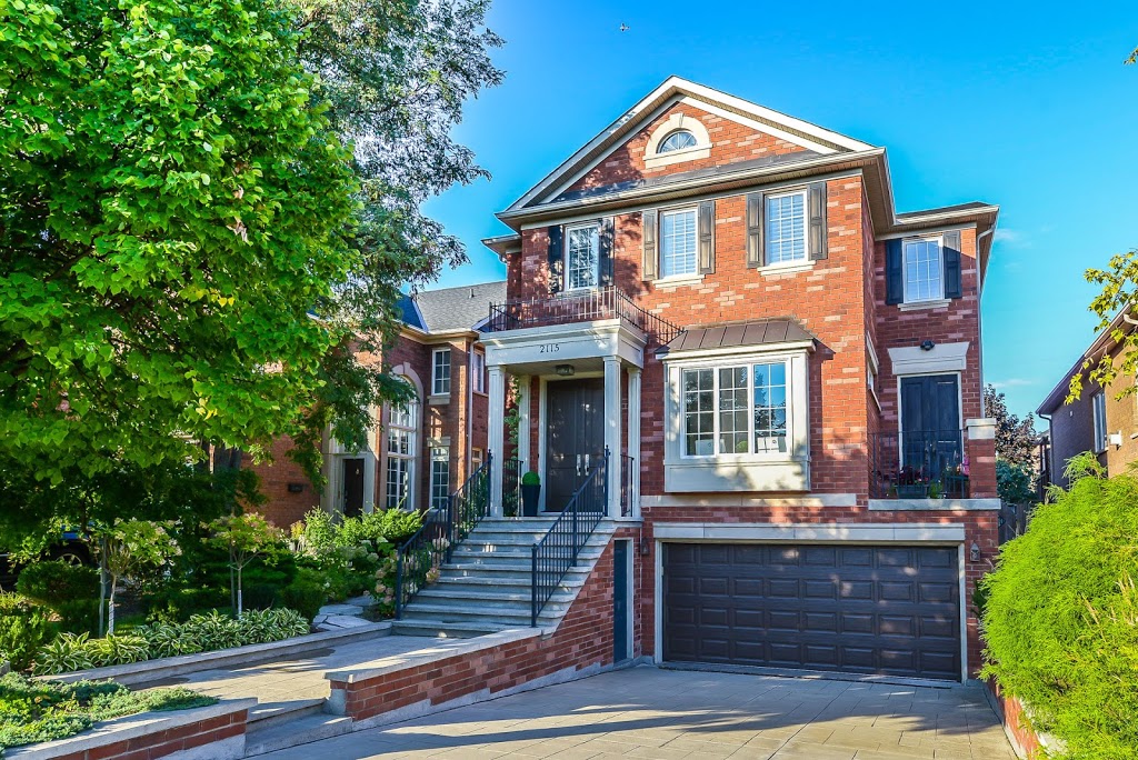 Terri Perras, Realtor | 3082 Bloor St W, Etobicoke, ON M8X 1C8, Canada | Phone: (416) 524-0073