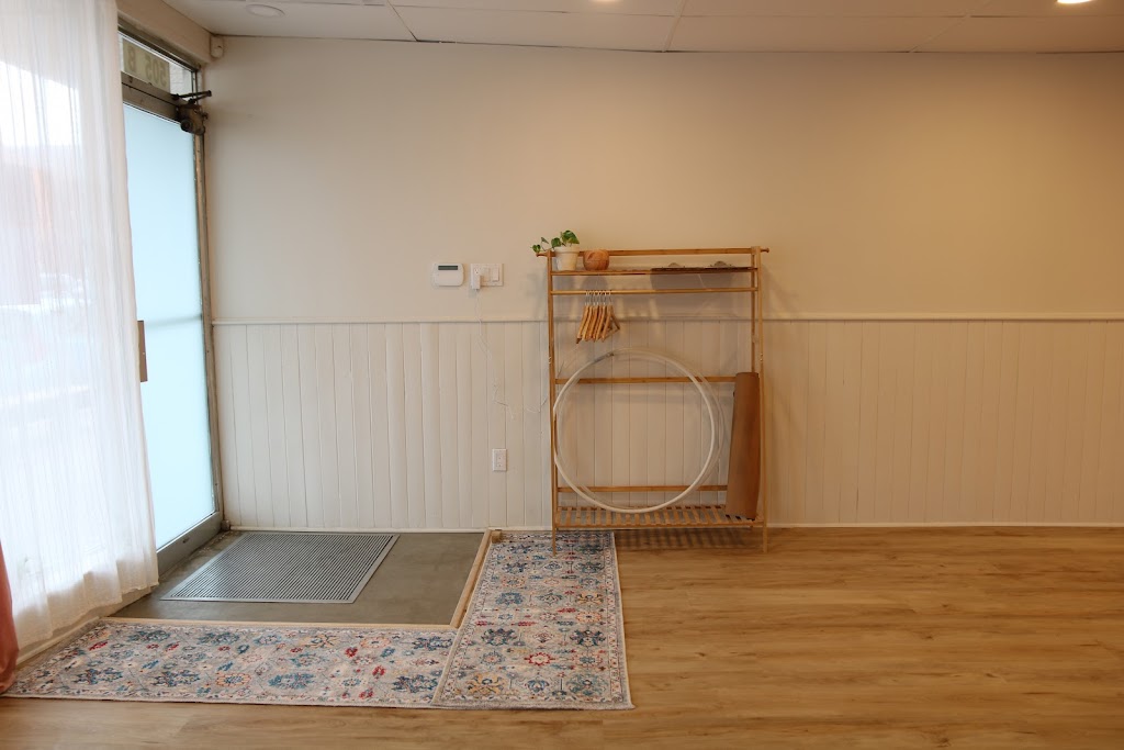 Studio Glow | 505b Rue Principale, Lachute, QC J8H 1Y5, Canada | Phone: (514) 224-6775