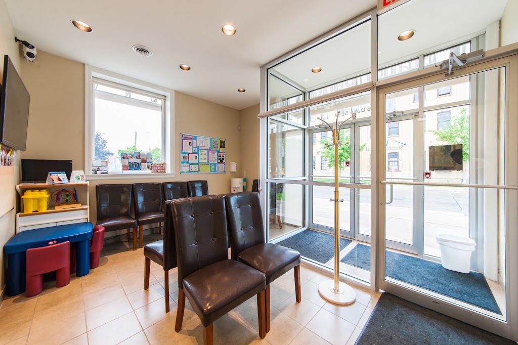 Station Dental Office | 286 Duke St W, Kitchener, ON N2H 3X8, Canada | Phone: (519) 745-7725
