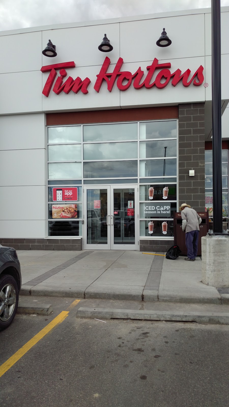 Tim Hortons | 15 Sage Hill Ct NW #110, Calgary, AB T3R 0S4, Canada | Phone: (587) 619-9322