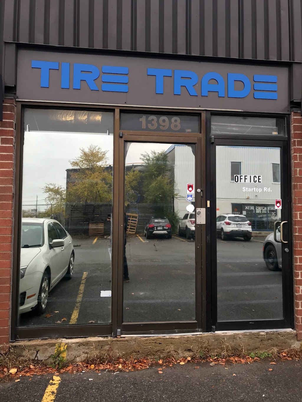 Tire Trade | 1398 Star Top Rd, Gloucester, ON K1B 3L9, Canada | Phone: (613) 749-0088