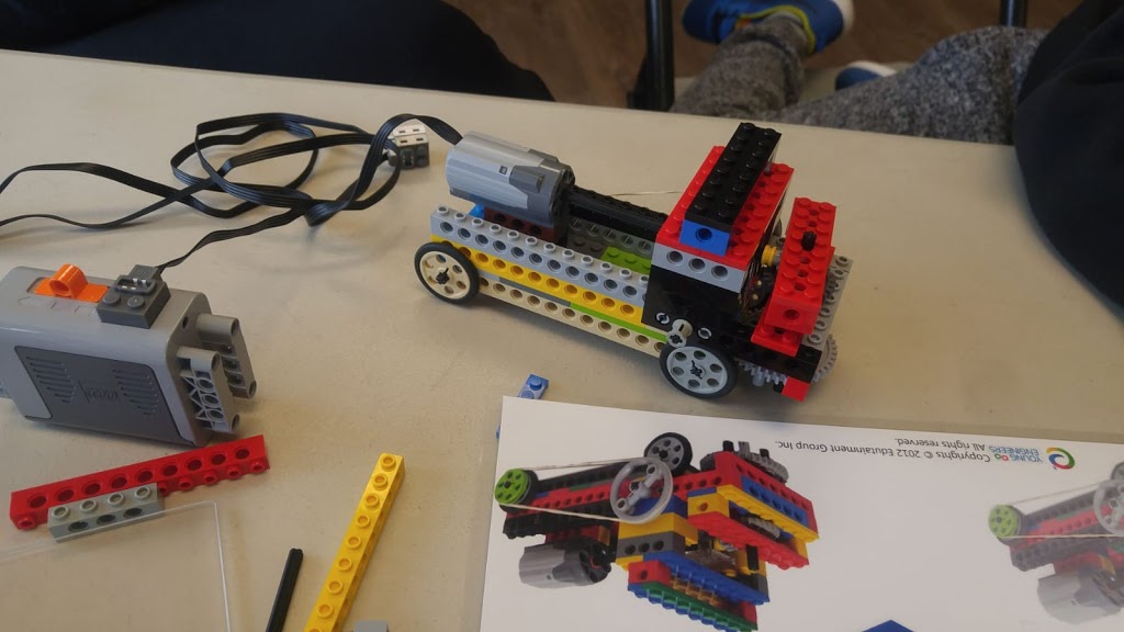e2 Young Engineers Milton Burlington | 220 Bronte St N #2, Milton, ON L9T 2N9, Canada | Phone: (888) 880-0166