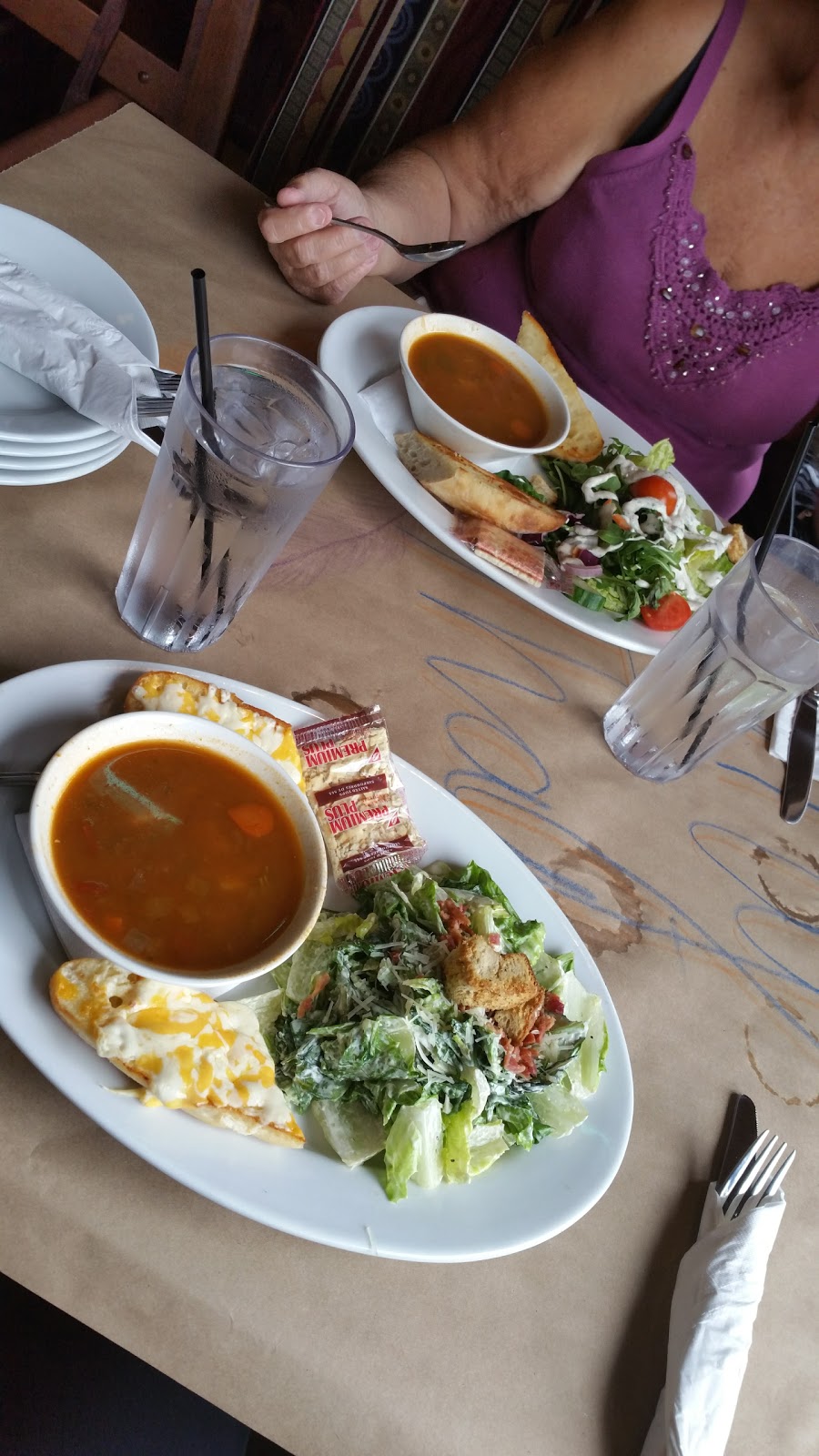 Crabby Joes Bar Grill | 58 Main St N, Exeter, ON N0M 1S3, Canada | Phone: (519) 235-1400