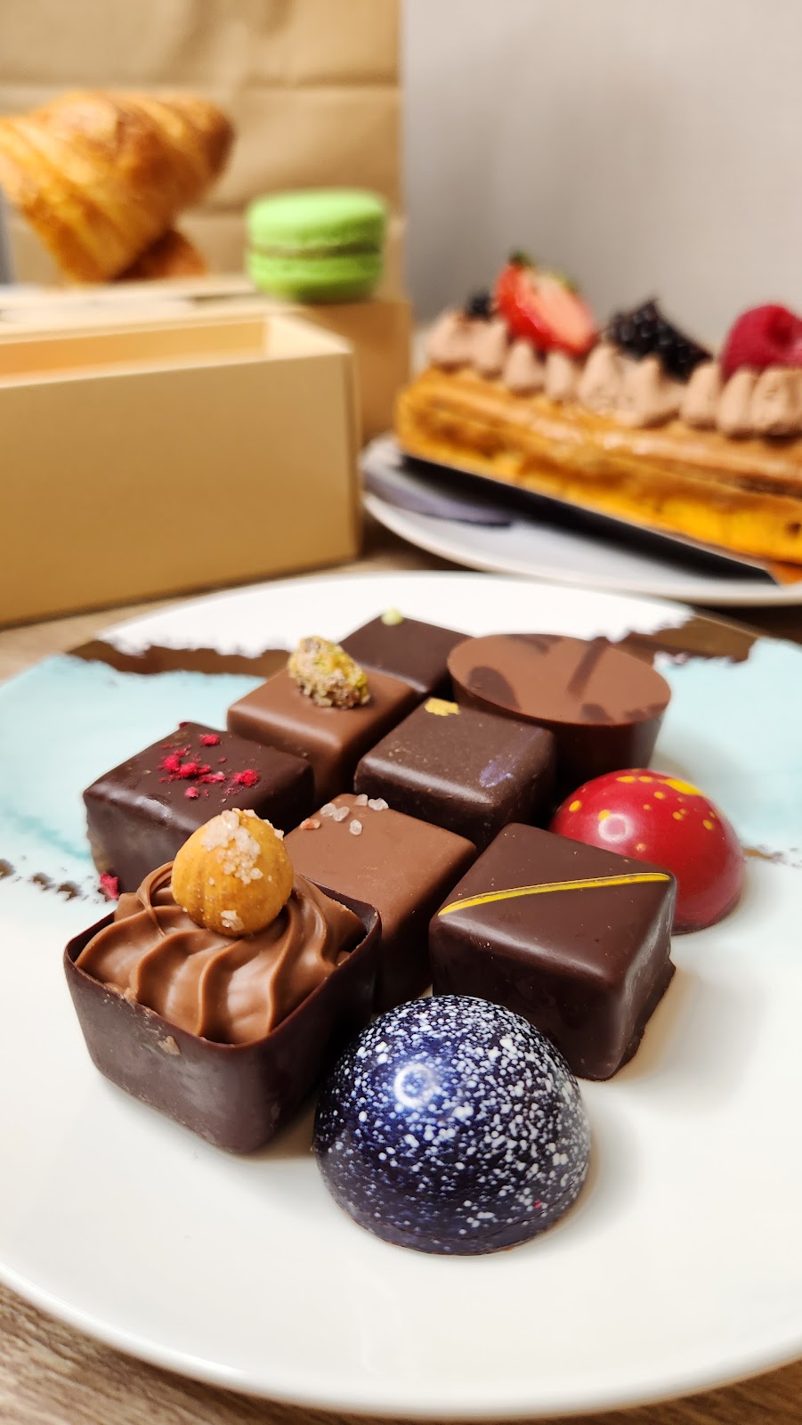 DS Confection | 6545 Hwy 7 #3, Markham, ON L3P 3B4, Canada | Phone: (416) 807-0822